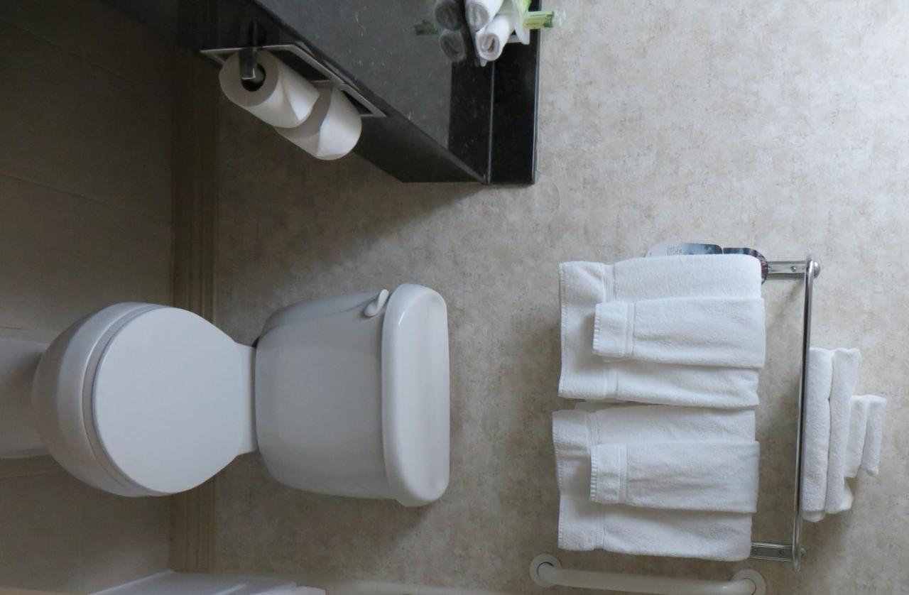 Holiday Inn Express Hotel And Suites Fairfield-North By Ihg Kültér fotó