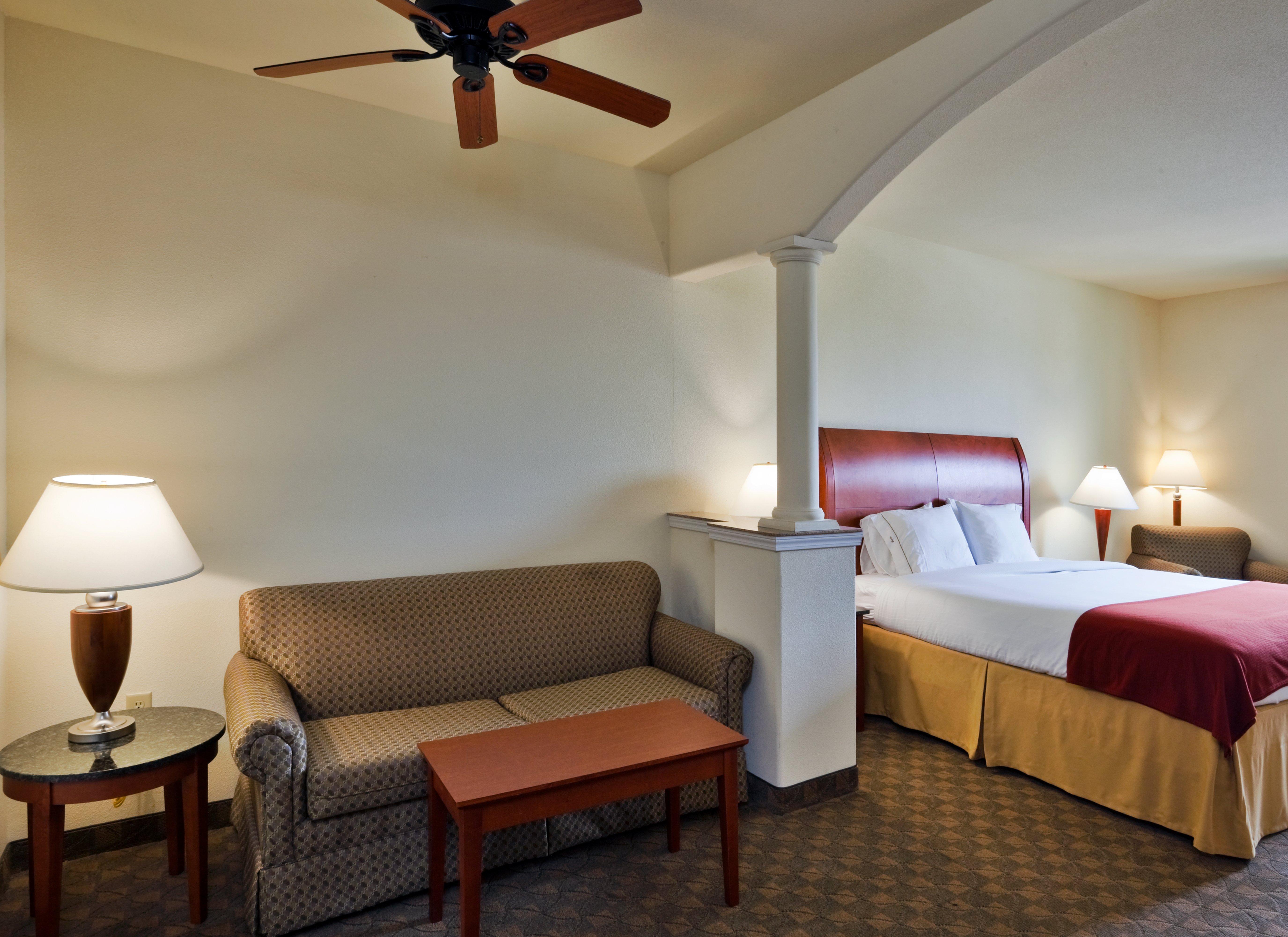 Holiday Inn Express Hotel And Suites Fairfield-North By Ihg Kültér fotó