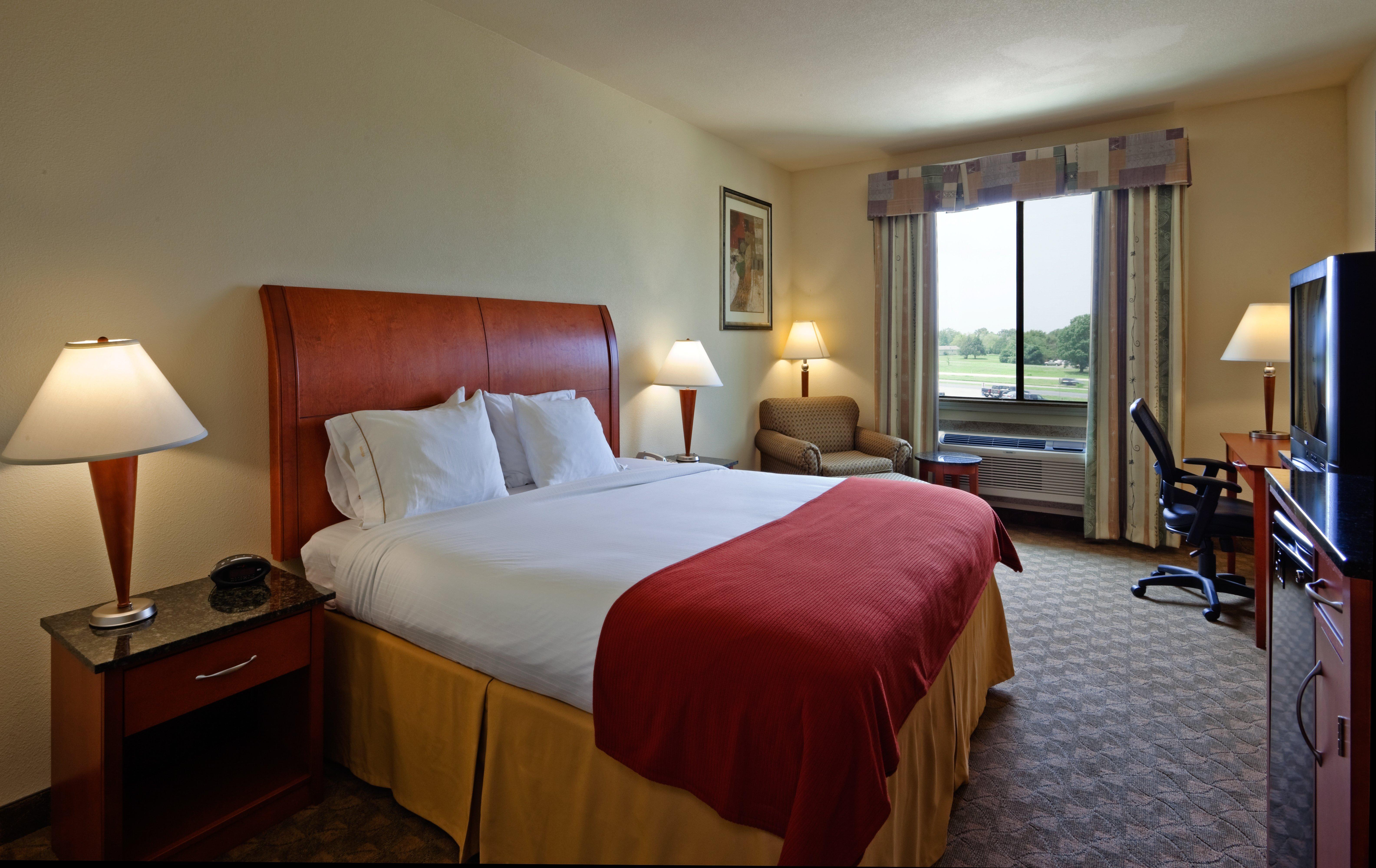 Holiday Inn Express Hotel And Suites Fairfield-North By Ihg Kültér fotó